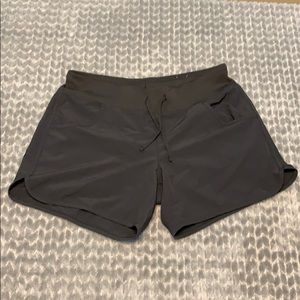 Magellan shorts